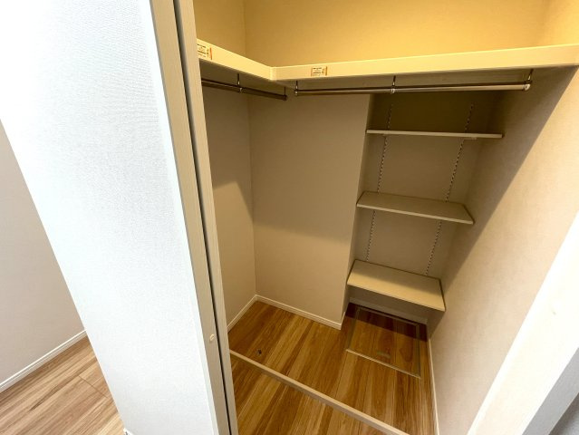 高円寺でワンにゃんライフ♪【リノベマンション／デュオ・スカーラ高円寺】の収納|十分な収納スペースがあります