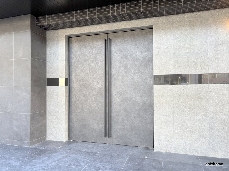 ソルテラス大阪BAY STATION SIDE　仲介手数料無料のエントランス