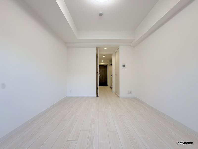 ソルテラス大阪BAY STATION SIDE　仲介手数料無料の居間・リビング