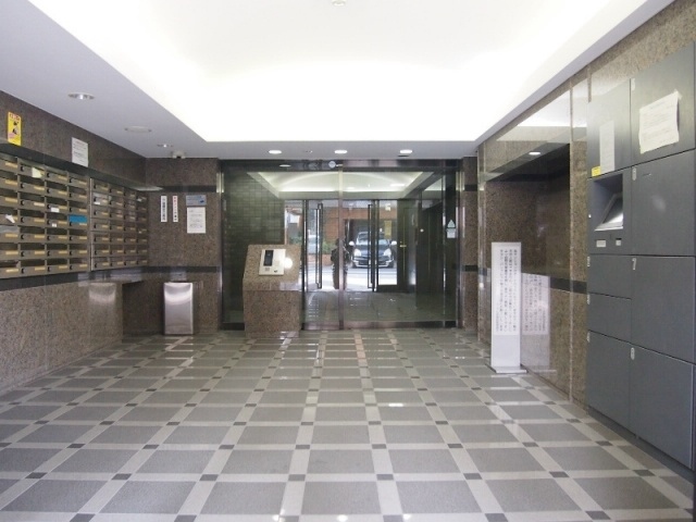 ルーブル早稲田のエントランス|エントランス