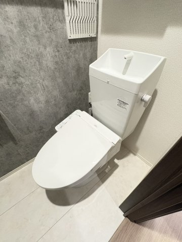 D-ROOM本町1丁目のトイレ