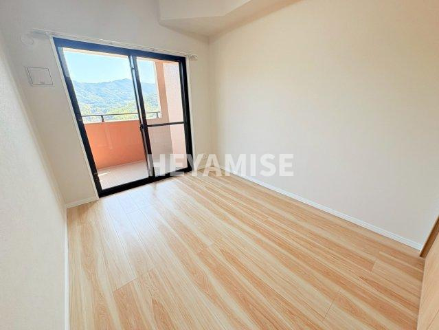 アプローズ長崎南ベイサイドヒルズ弐番館の玄関|※類似物件参照※