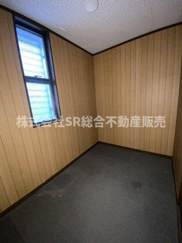 足代2丁目中古戸建の収納|納戸があります！たくさん収納できます♪