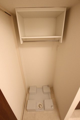 【設備】 | グランレイク金剛 | 室内洗濯機置場