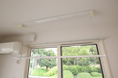 【設備】 | グランレイク金剛 | 室内物干し