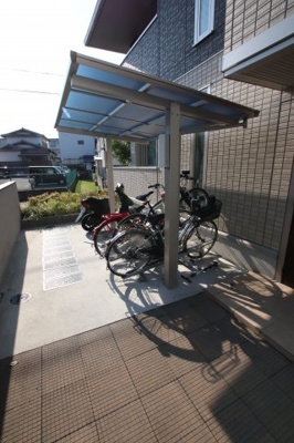 【その他共用部分】 | グランレイク金剛 | 駐輪場