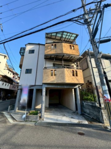 寝屋川市緑町の前面道路含む現地写真