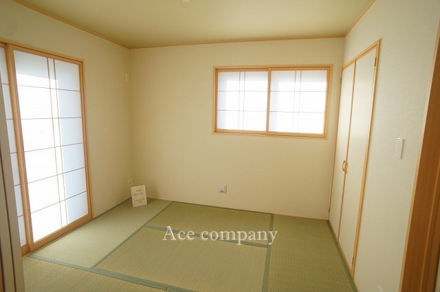 【内装】 | 八尾市堤町2丁目　【1号棟/全2区画】 | 【1階：和室5.25帖】