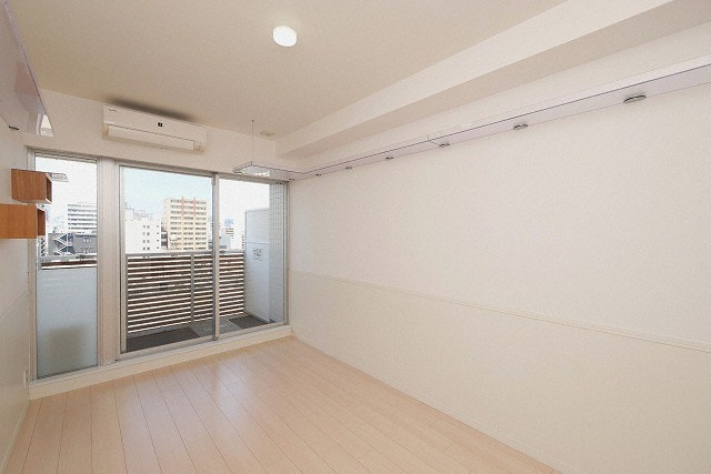 Felis北堀江の居間・リビング