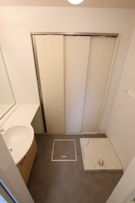 【洗面所】 | ファミリア金剛