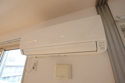 【設備】 | ファミリア金剛 | エアコン