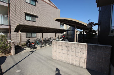 【その他共用部分】 | ファミリア金剛 | 駐輪場