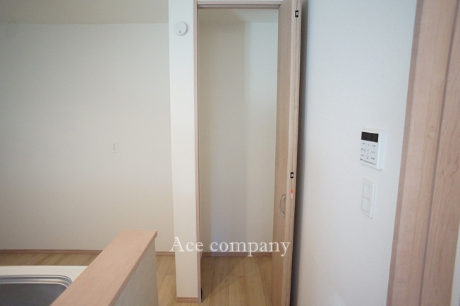 【収納】 | 東大阪市大蓮東2丁目　【1号棟/全3棟】 | キッチンスペースに収納完備です♪
