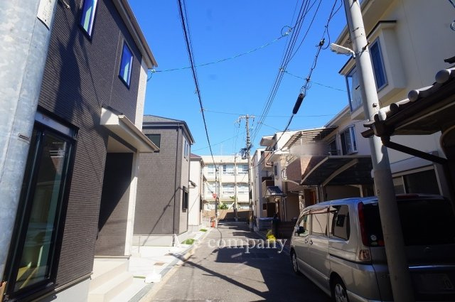 【前面道路含む現地写真】 | 東大阪市大蓮東2丁目　【1号棟/全3棟】 | 【前面道路：幅員約4ｍ】