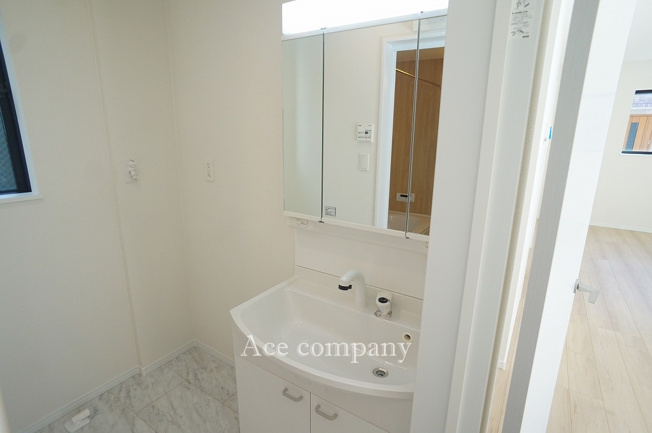 【独立洗面台】 | 東大阪市大蓮東2丁目　【2号棟/全3棟】 | 【シャンプードレッサー☆】