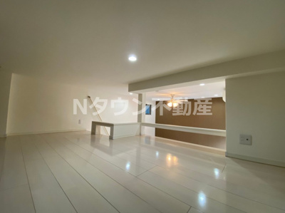 【寝室】 | アールグレイス中島町 | 使い勝手のいい寝室です