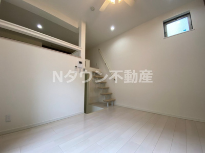 【洋室】 | アールグレイス中島町 | きれいな洋室です