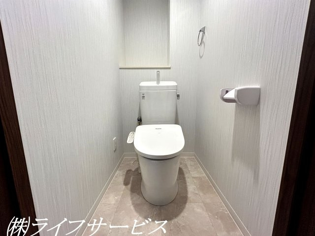 【トイレ】 | アービング塚本 | 温水洗浄便座付トイレ