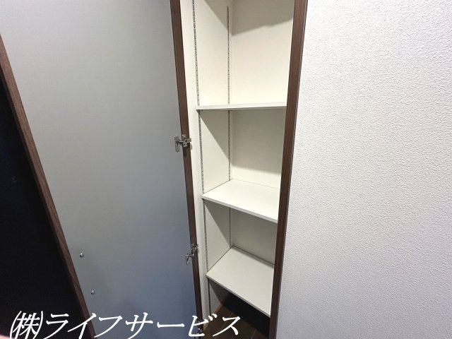 【玄関】 | アービング塚本 | 玄関／収納有