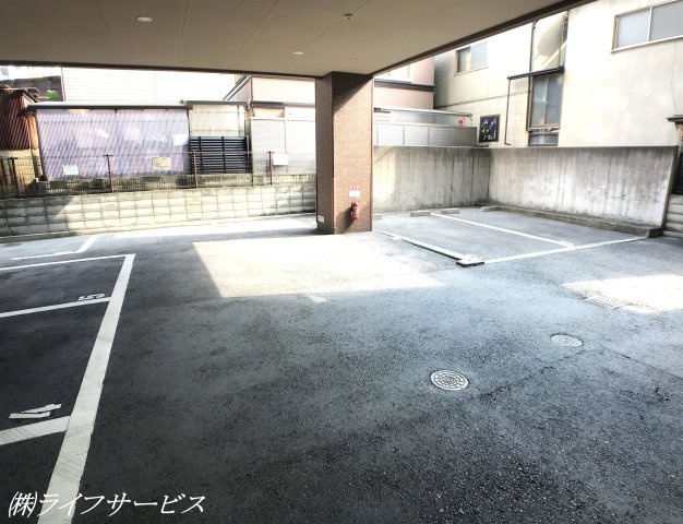 【駐車場】 | アービング塚本 | 敷地内駐車場
