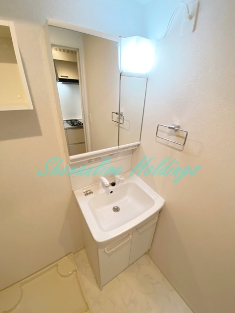 サンリットウエストJの洗面所|独立洗面台完備