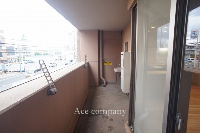 【バルコニー】 | アンビエント鴻池新田 | 南向きのバルコニー☆スロップシンク完備です☆