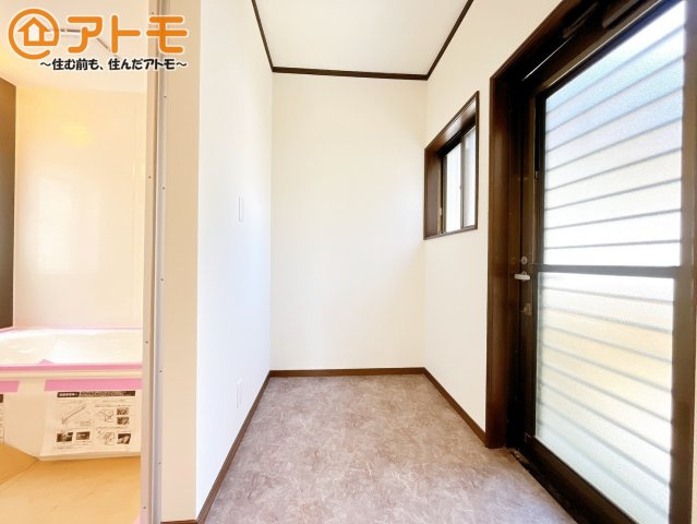 【独立洗面台】 | 富士市三ツ沢　中古戸建て　全1棟