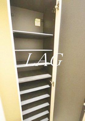 【玄関】 | ラグジュアリーアパートメント本郷 | 玄関です。