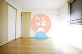 【その他】 | グランドソレイユⅠ | 洋室です。