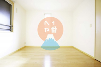 【その他】 | グランドソレイユⅠ | 洋室です。