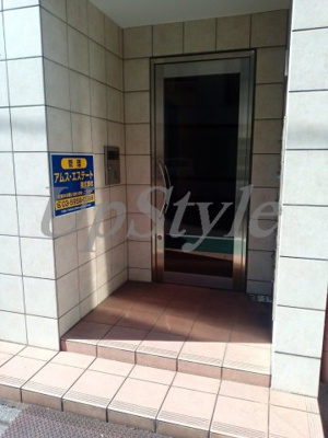 【エントランス】 | グランドール北上野