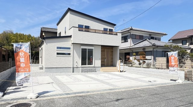 香芝市第1　真美ヶ丘　の外観|ゆとりの外構スペース