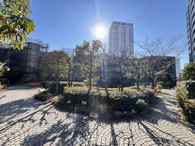 2階屋上　空中庭園