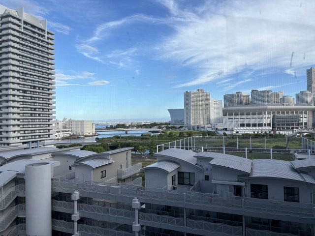 南東バルコニーからの眺望（横浜港・みなとみらいを望みます）
