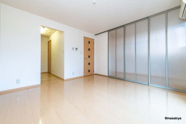 グラノーラの居間・リビング