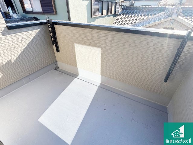 10(土)11(日)12(祝)現地説明会開催中　奈良市芝辻町のバルコニー|日当たりのよいバルコニー！お部屋が開放的に！