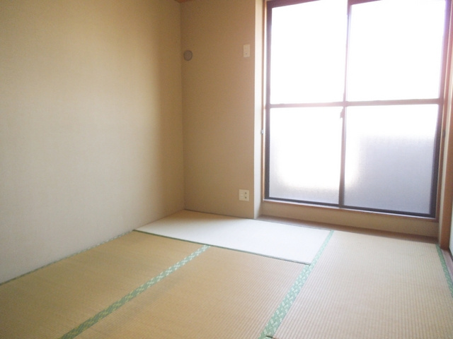 浮間パークサイドハイツの寝室|くつろぎの和室スペースです！
