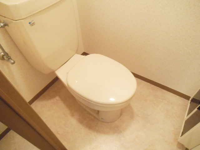 浮間パークサイドハイツのトイレ|温水洗浄便座つきです☆