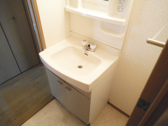 浮間パークサイドハイツの洗面所|独立洗面台です☆