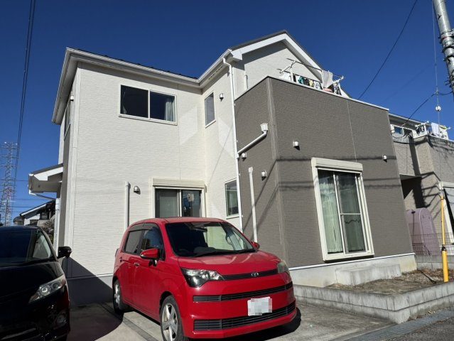 日高市高萩の築浅物件♪