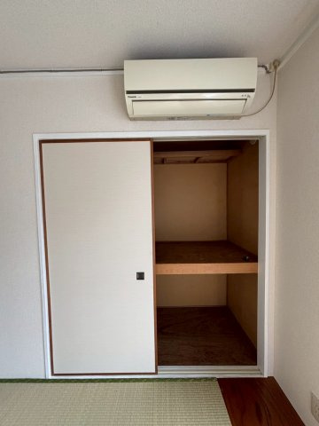 グランドヒル岡上Aの収納