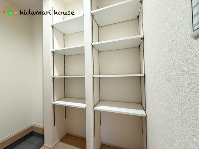 伊奈町中央　新築戸建　リーブルガーデン02の収納