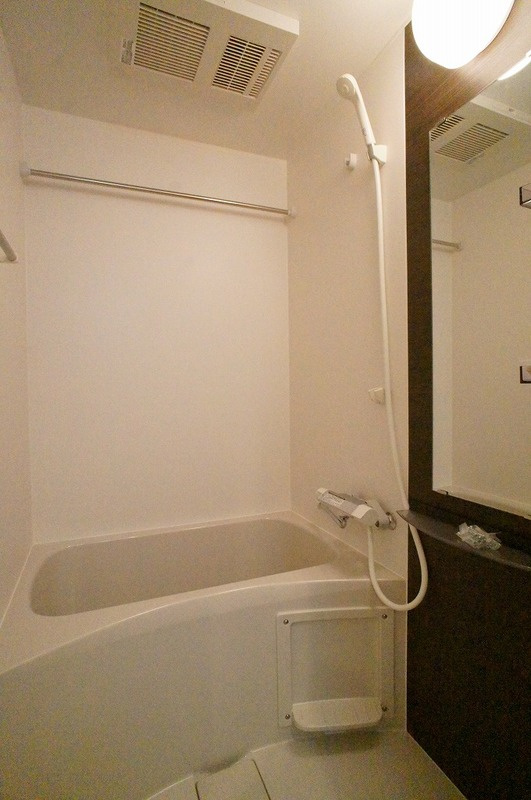 リブリ・ステッラ・ポラーレ相模大野の浴室