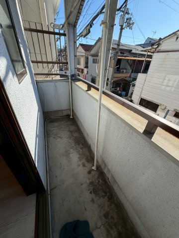 上神田二丁目貸家のバルコニー