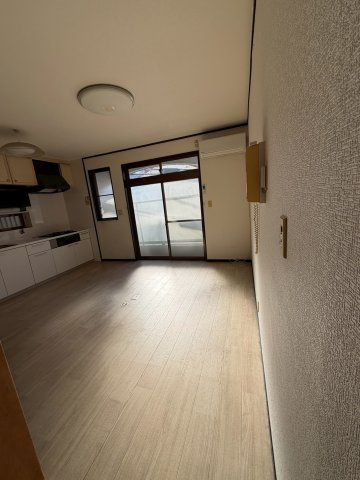 【居間・リビング】 | 上神田二丁目貸家