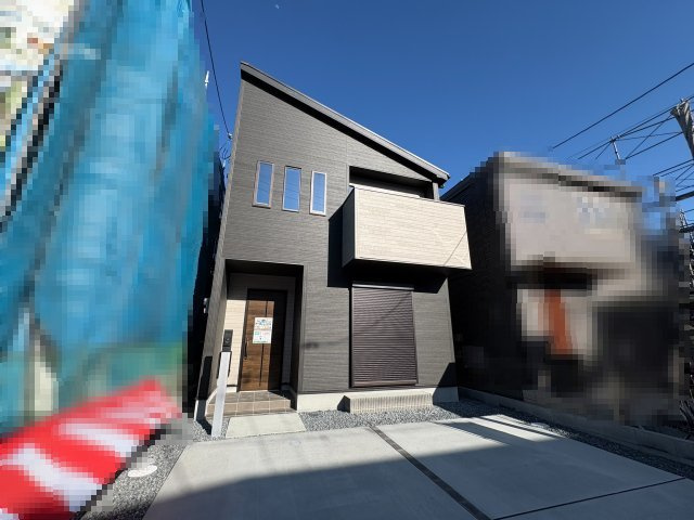 【価格改定】京都市伏見区羽束師鴨川町の外観|片流れ屋根のスタイリッシュな外観です。
