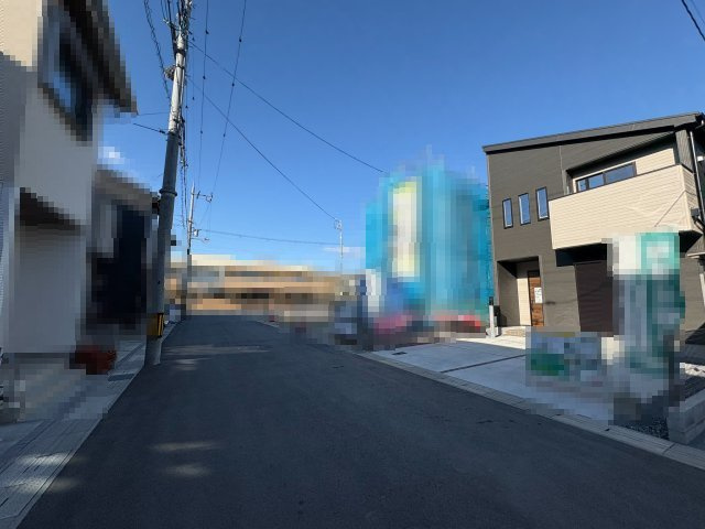 【価格改定】京都市伏見区羽束師鴨川町の前面道路含む現地写真|前道もゆったりとした落ち着いた住宅街です◎