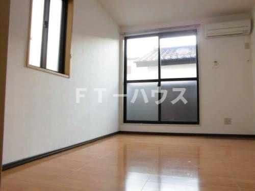 グレースコーポの居間・リビング