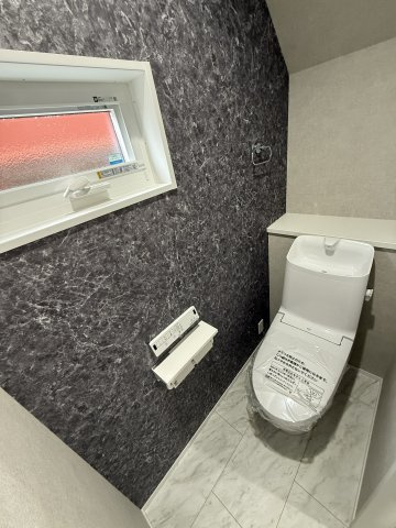 匝瑳市八日市場ロA区／太陽光発電システム付　新築一戸建のトイレ