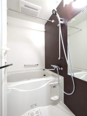【浴室】 | クレイシア三田 | バス